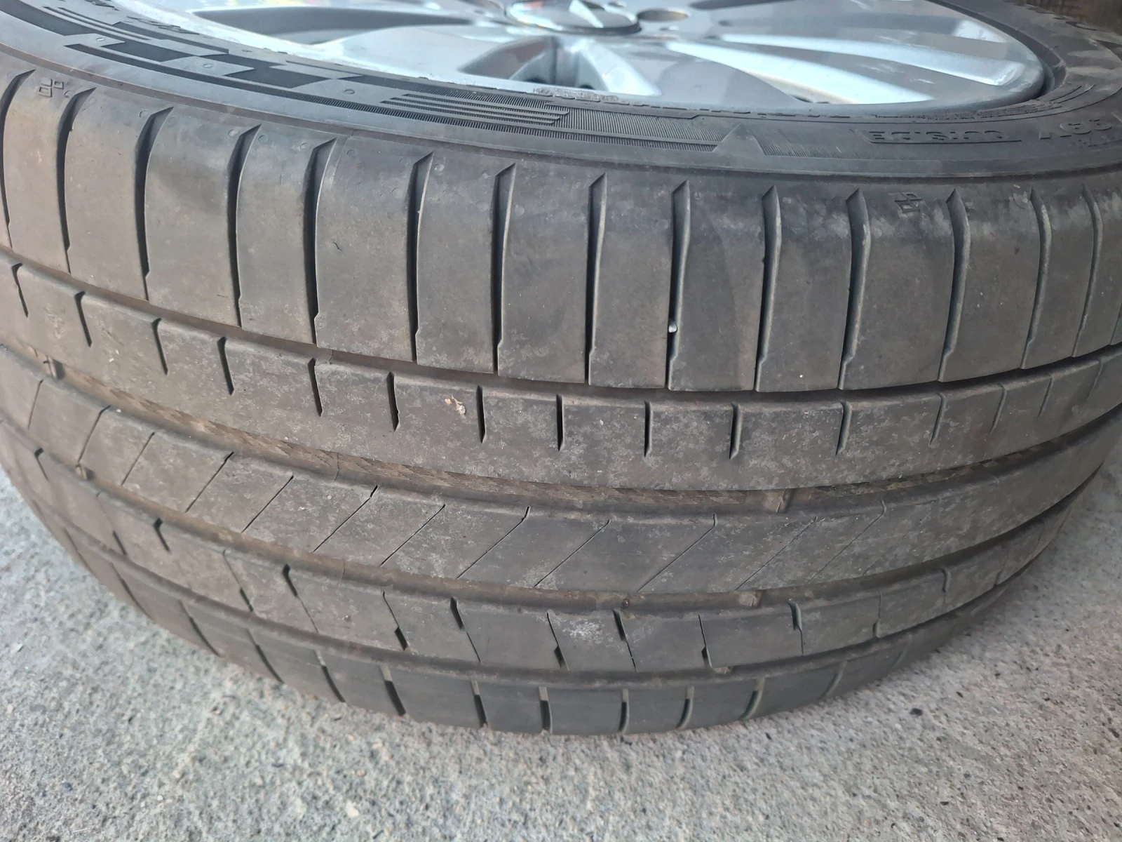 Гуми с джанти Kumho 245/45R17, снимка 4 - Гуми и джанти - 55694035