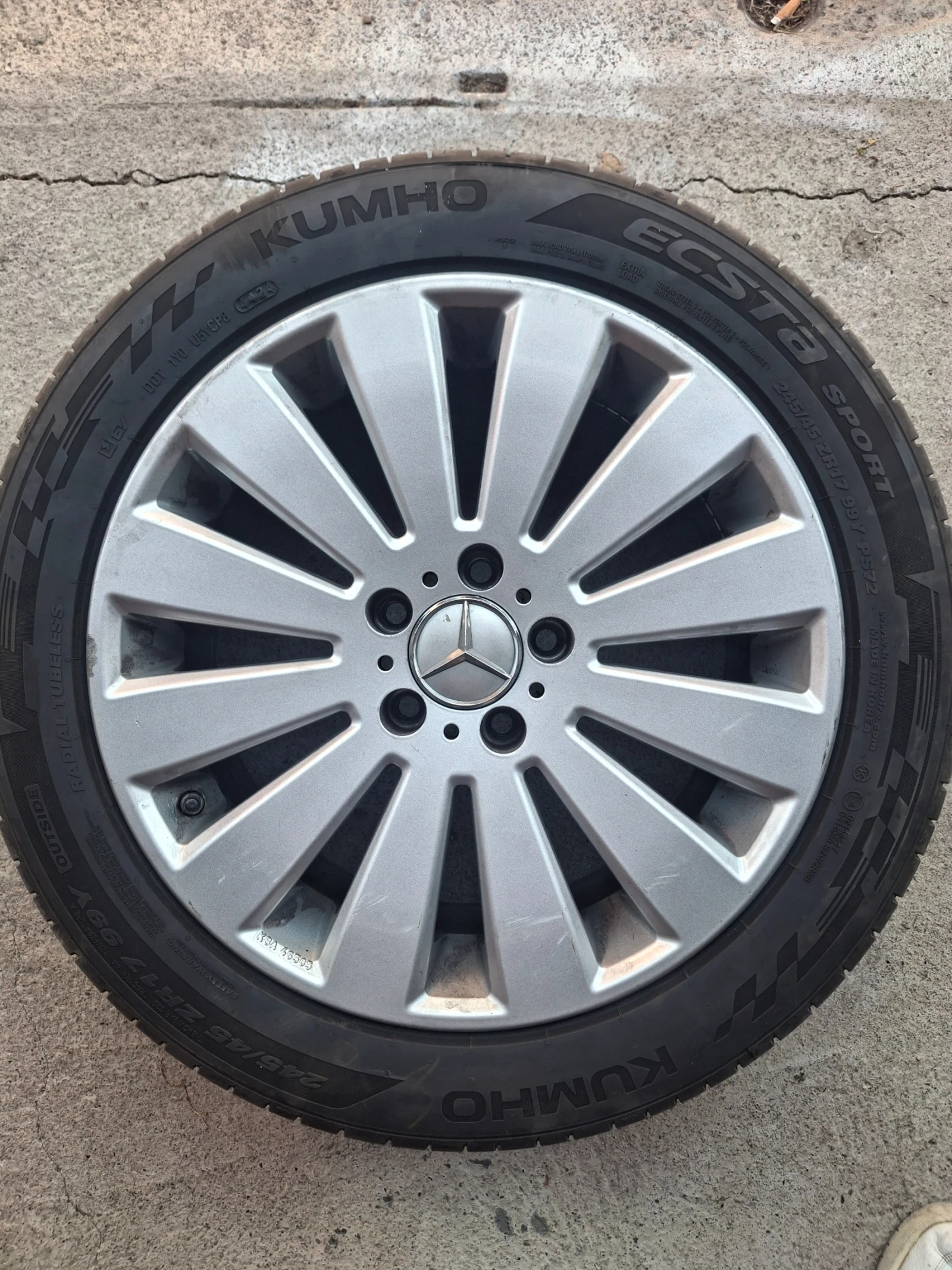 Гуми с джанти Kumho 245/45R17, снимка 5 - Гуми и джанти - 55694035