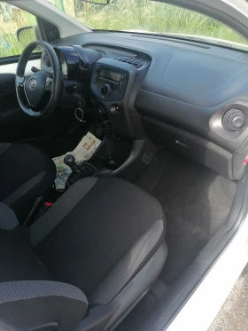 Toyota Aygo, снимка 11