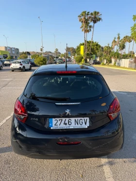 Peugeot 208, снимка 6