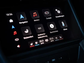 Porsche Panamera TURBO E-HYBRID/ SPORT CARBON/ CERAMIC/ ACTIVE RIDE | Auto.bg — изображение 11