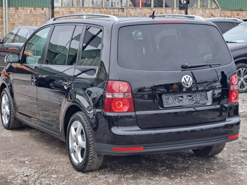 VW Touran 2.0tdi 170ps. Highline - Rline, снимка 4 - Автомобили и джипове - 42623511