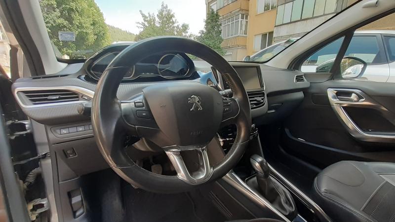 Peugeot 2008 1.6 E-HDI, снимка 6 - Автомобили и джипове - 47023786