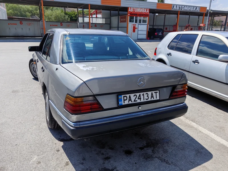 Mercedes-Benz 124, снимка 5 - Автомобили и джипове - 52459886