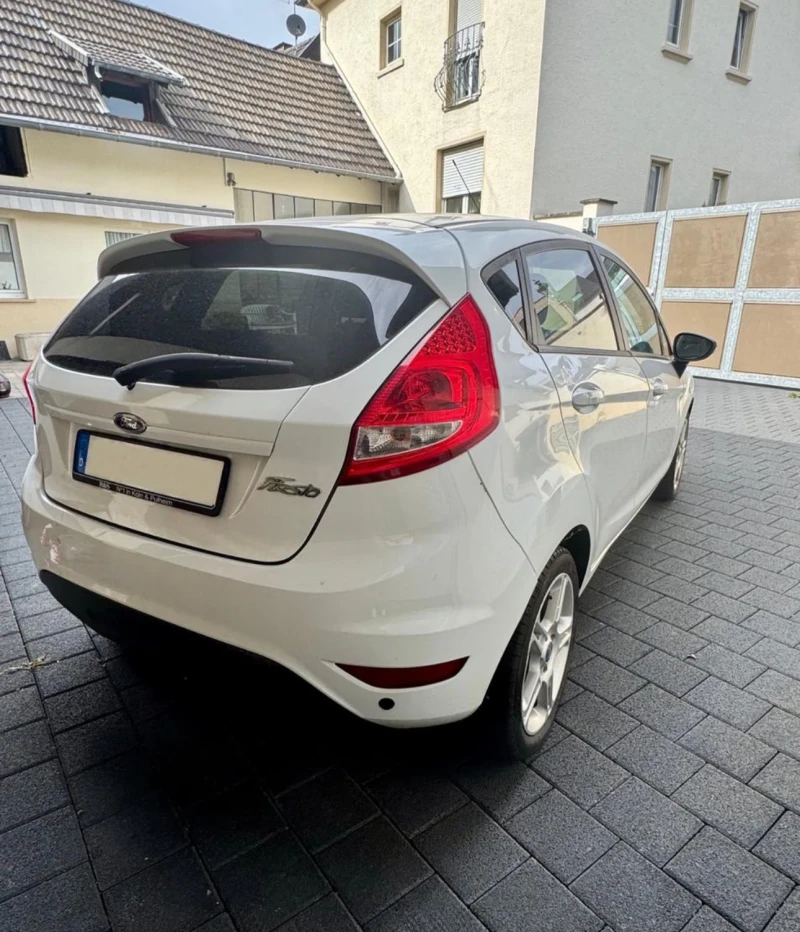 Ford Fiesta 1.6 TDCI , снимка 3 - Автомобили и джипове - 51772198