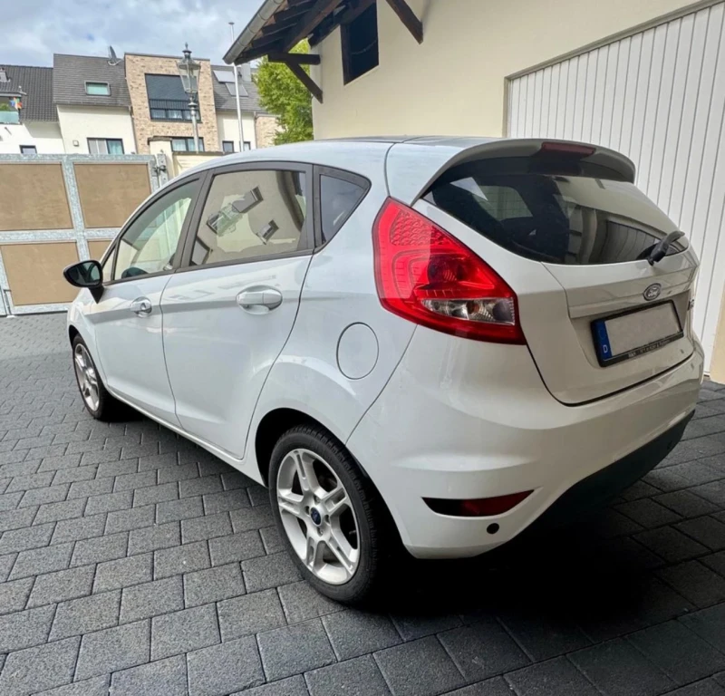 Ford Fiesta 1.6 TDCI , снимка 2 - Автомобили и джипове - 51772198
