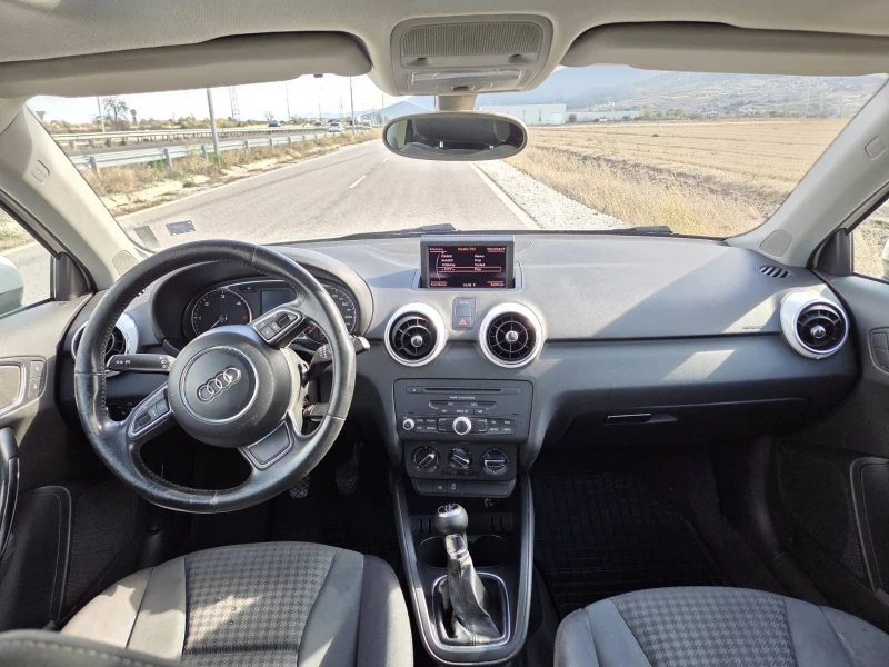 Audi A1 1.6  TDI, снимка 10 - Автомобили и джипове - 51825572