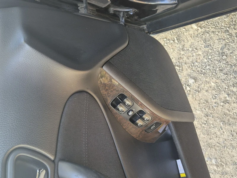 Mercedes-Benz C 180 180, снимка 10 - Автомобили и джипове - 52407704