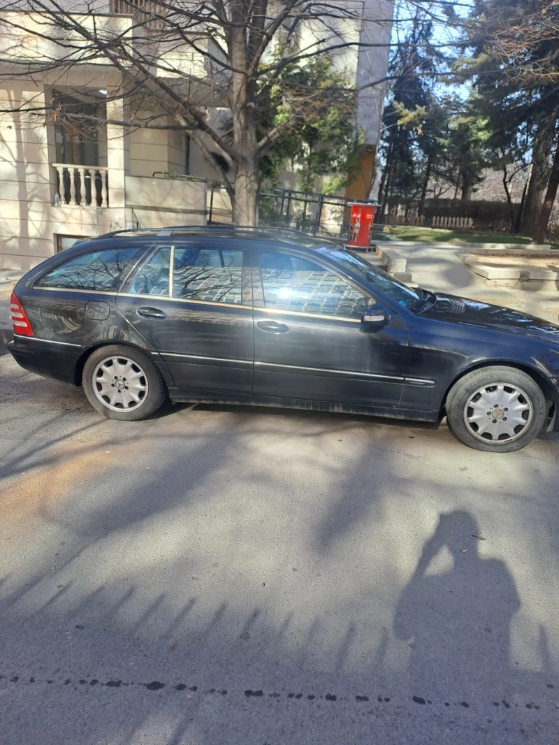 Mercedes-Benz C 180 Комби, снимка 5 - Автомобили и джипове - 52720659
