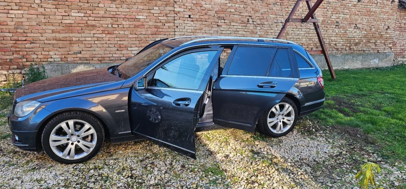 Mercedes-Benz C 220 Elegance, снимка 6 - Автомобили и джипове - 52800227