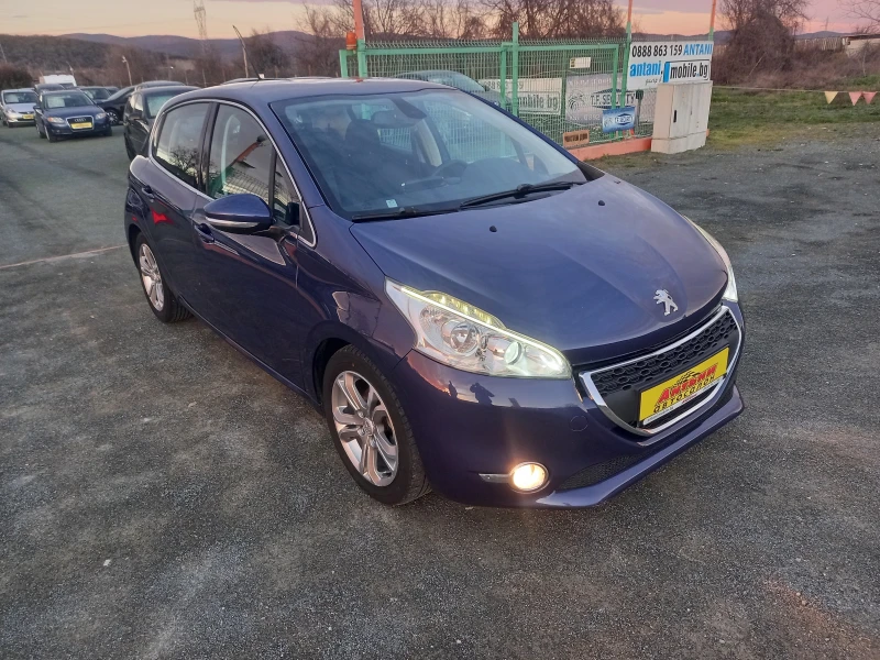 Peugeot 208 1.4 НАВИ КЛИМАТРОНИК  ЛЕД ФАРОВЕ, снимка 4 - Автомобили и джипове - 52930875