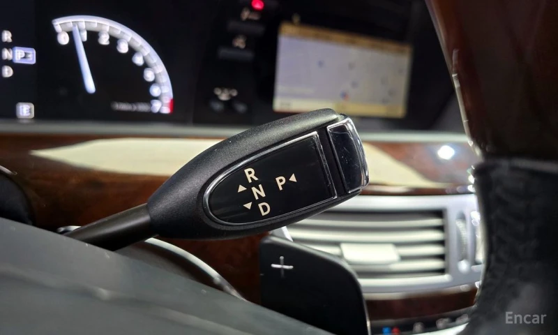 Mercedes-Benz S 500, снимка 9 - Автомобили и джипове - 52979325