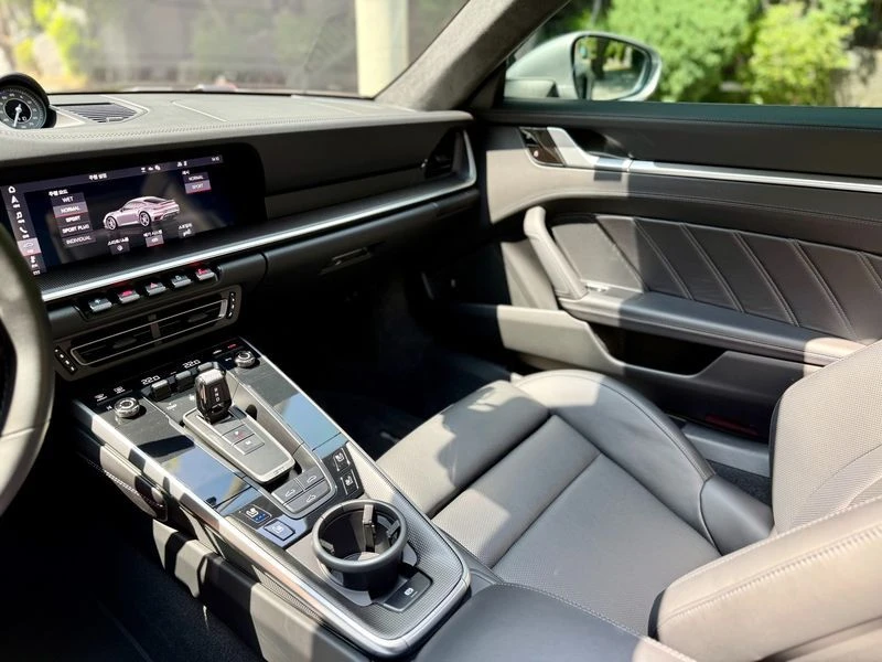 Porsche 911 Turbo S| 641к.с.| ВКЛ.ТЕХНОТЕСТ, снимка 10 - Автомобили и джипове - 55375737