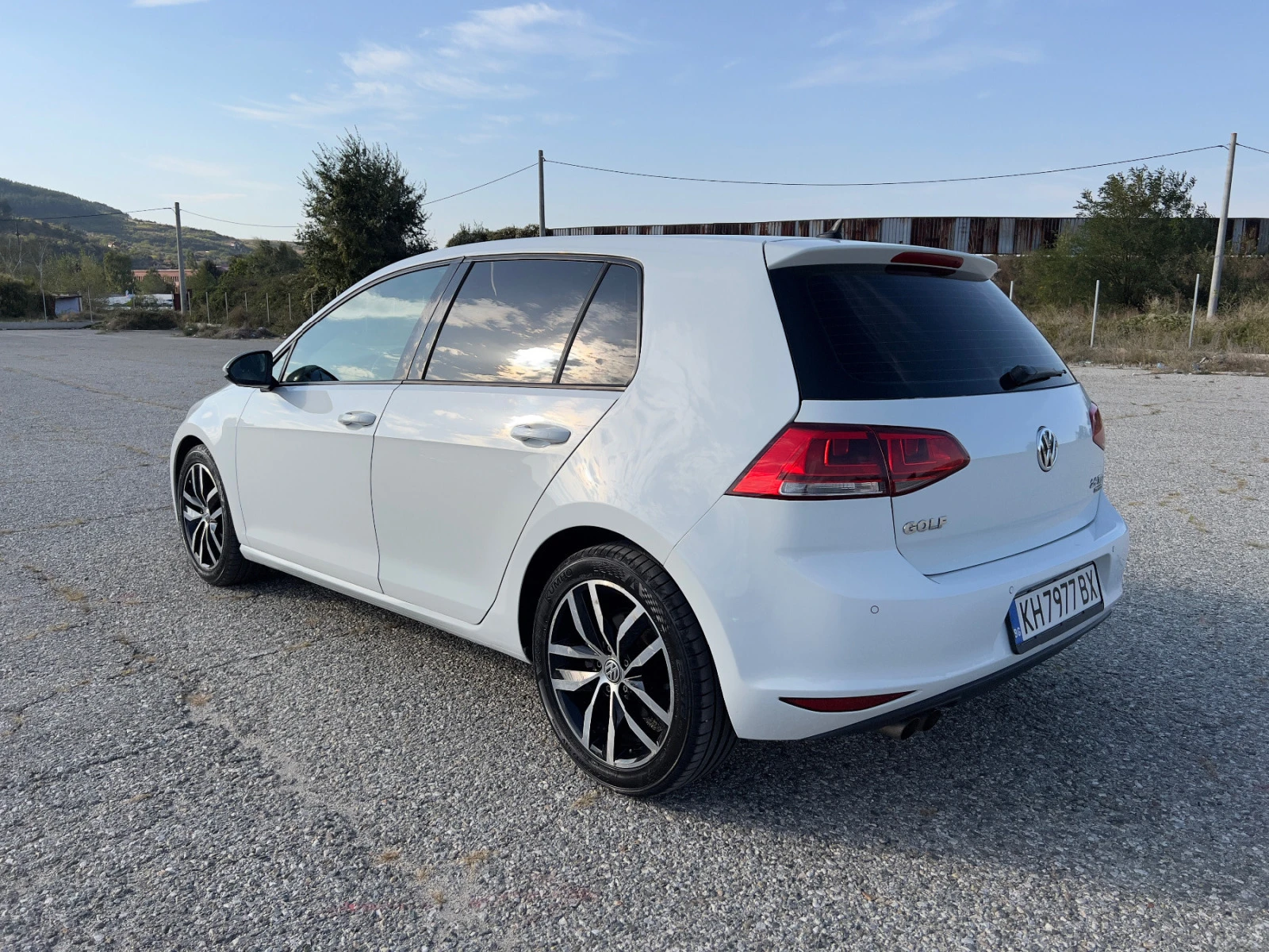 VW Golf 2.0 TDI BLUEMOTION - изображение 4