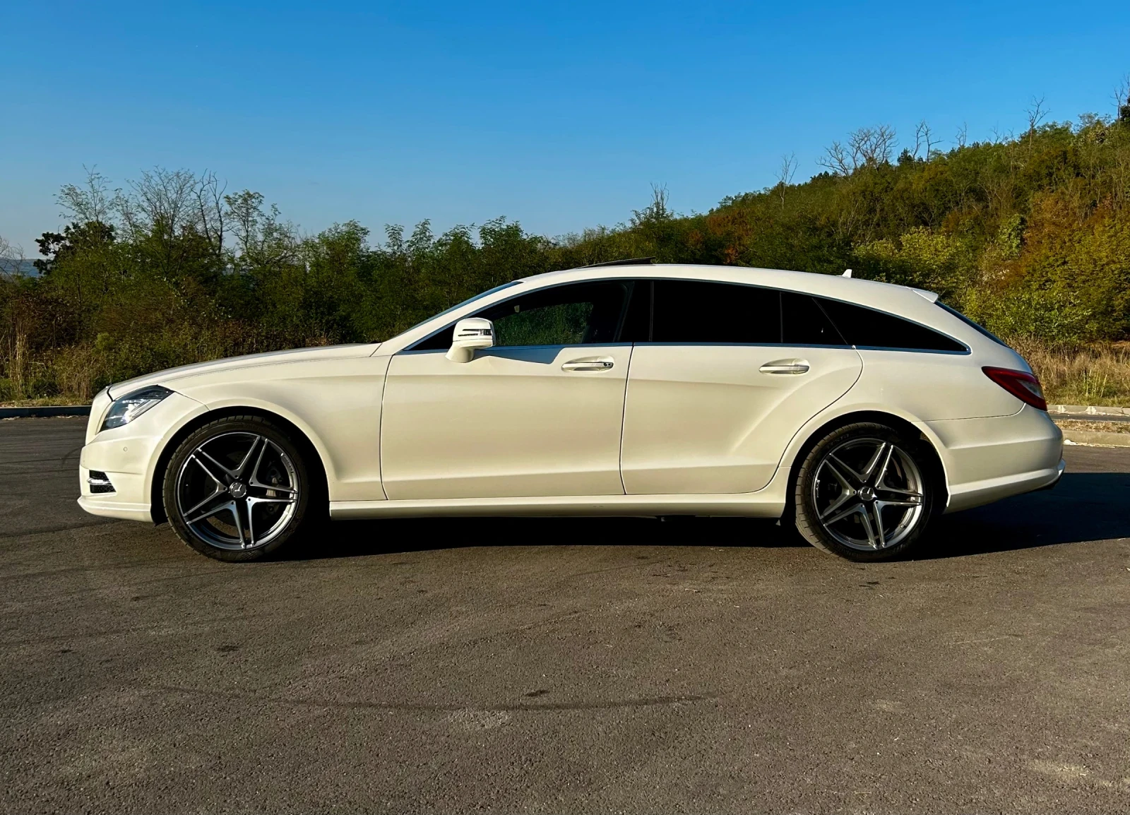 Mercedes-Benz CLS 350 * Full* 4 Matic*  - изображение 4