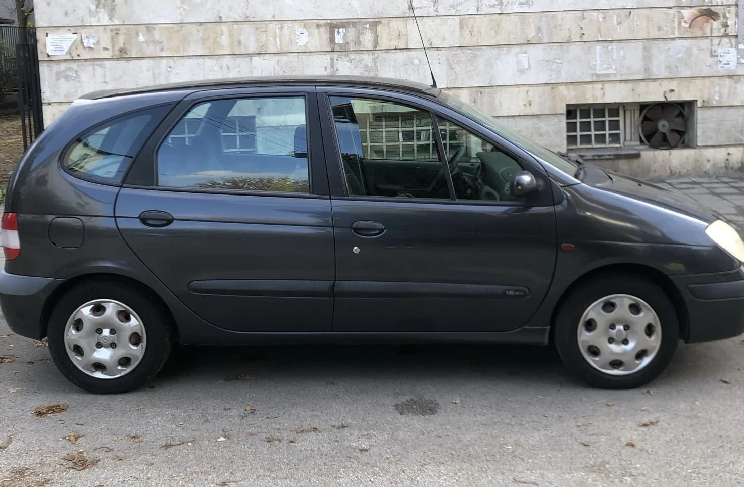 Renault Scenic  - изображение 6