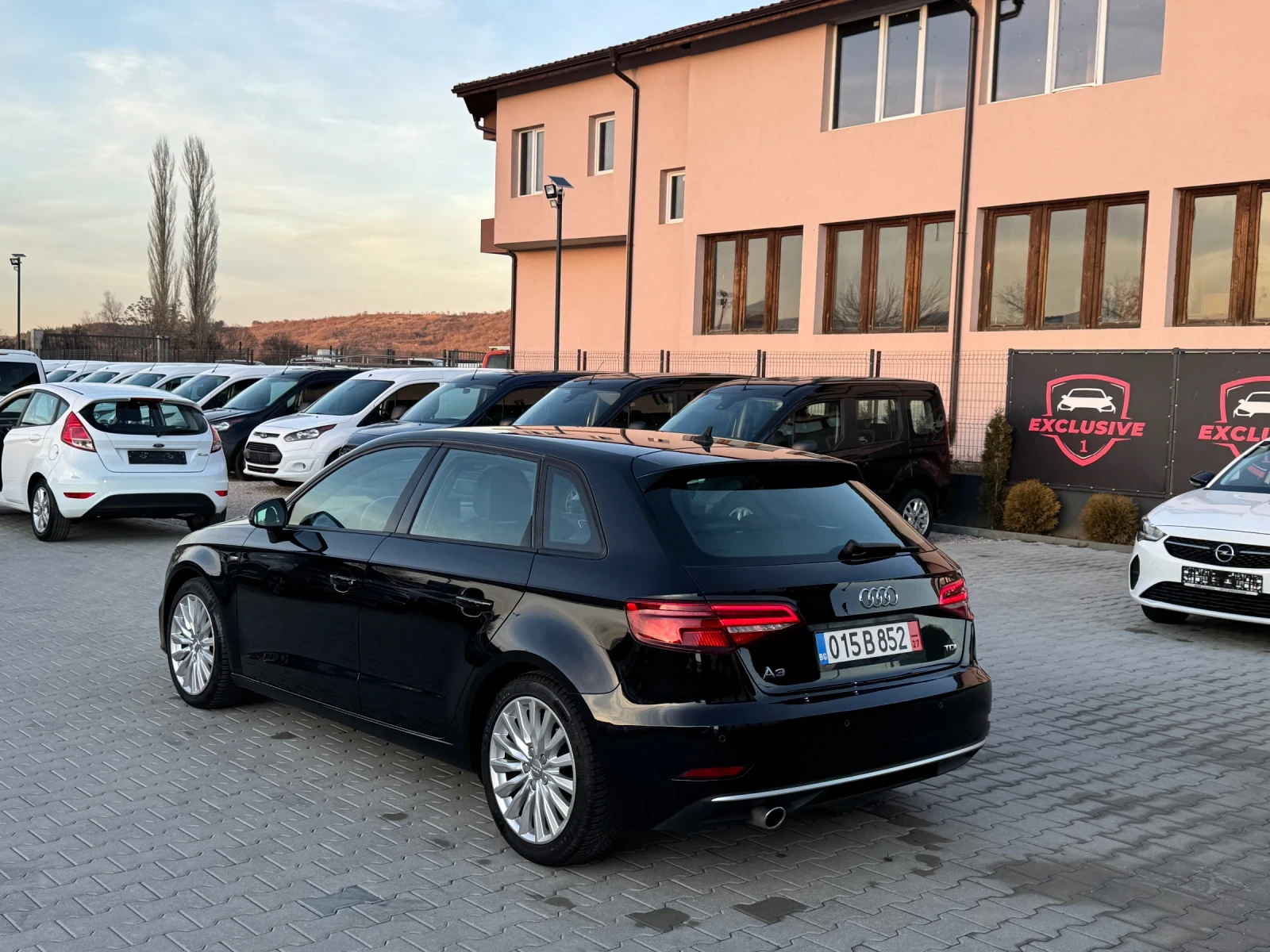 Audi A3 1.6TDI AVTOMAT S-LINE - изображение 3