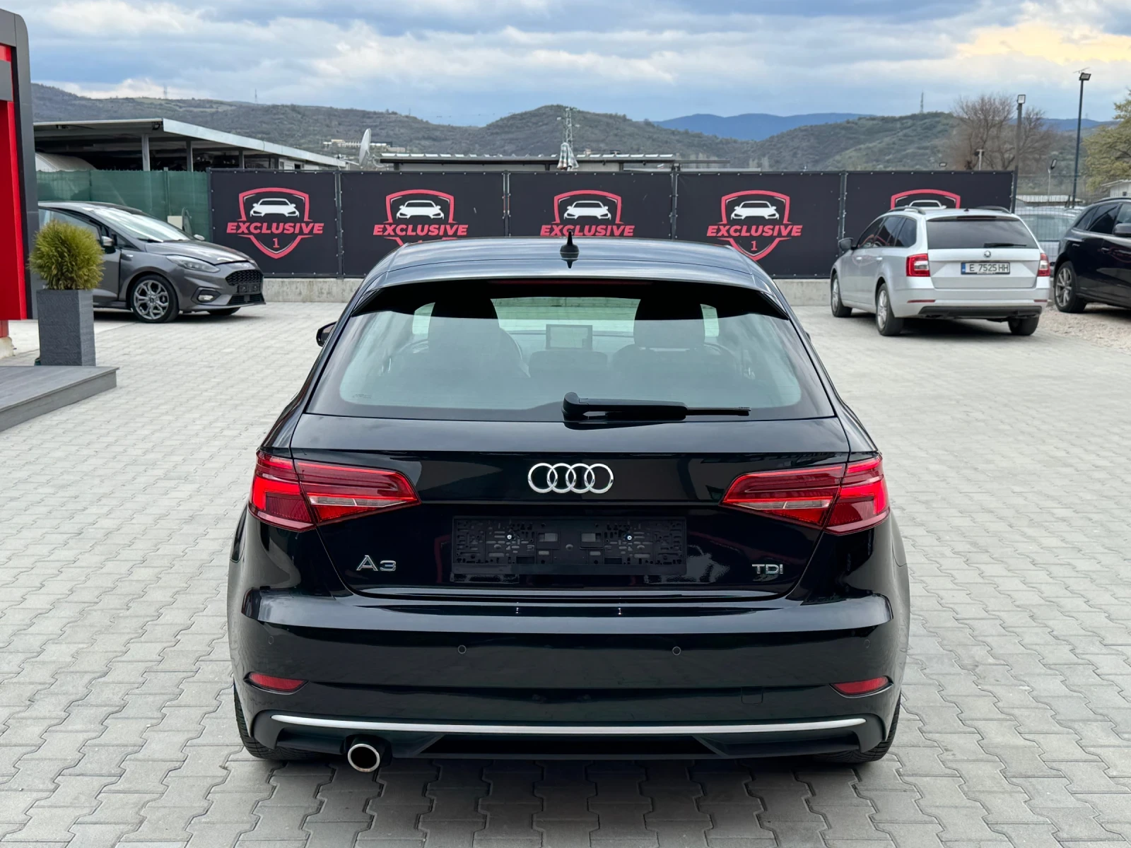 Audi A3 1.6TDI AVTOMAT S-LINE - изображение 4