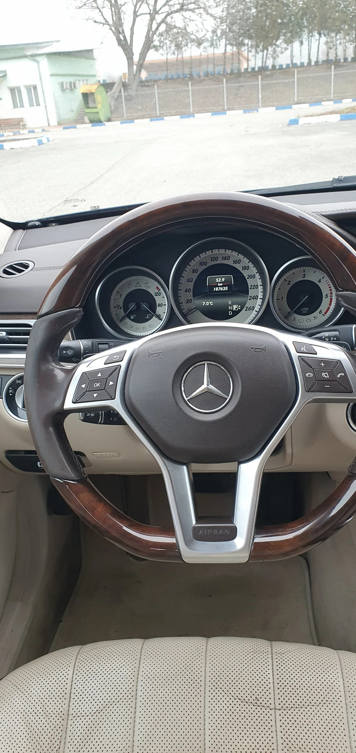 Mercedes-Benz E 250 4 Matic AVANTGAR  - изображение 7