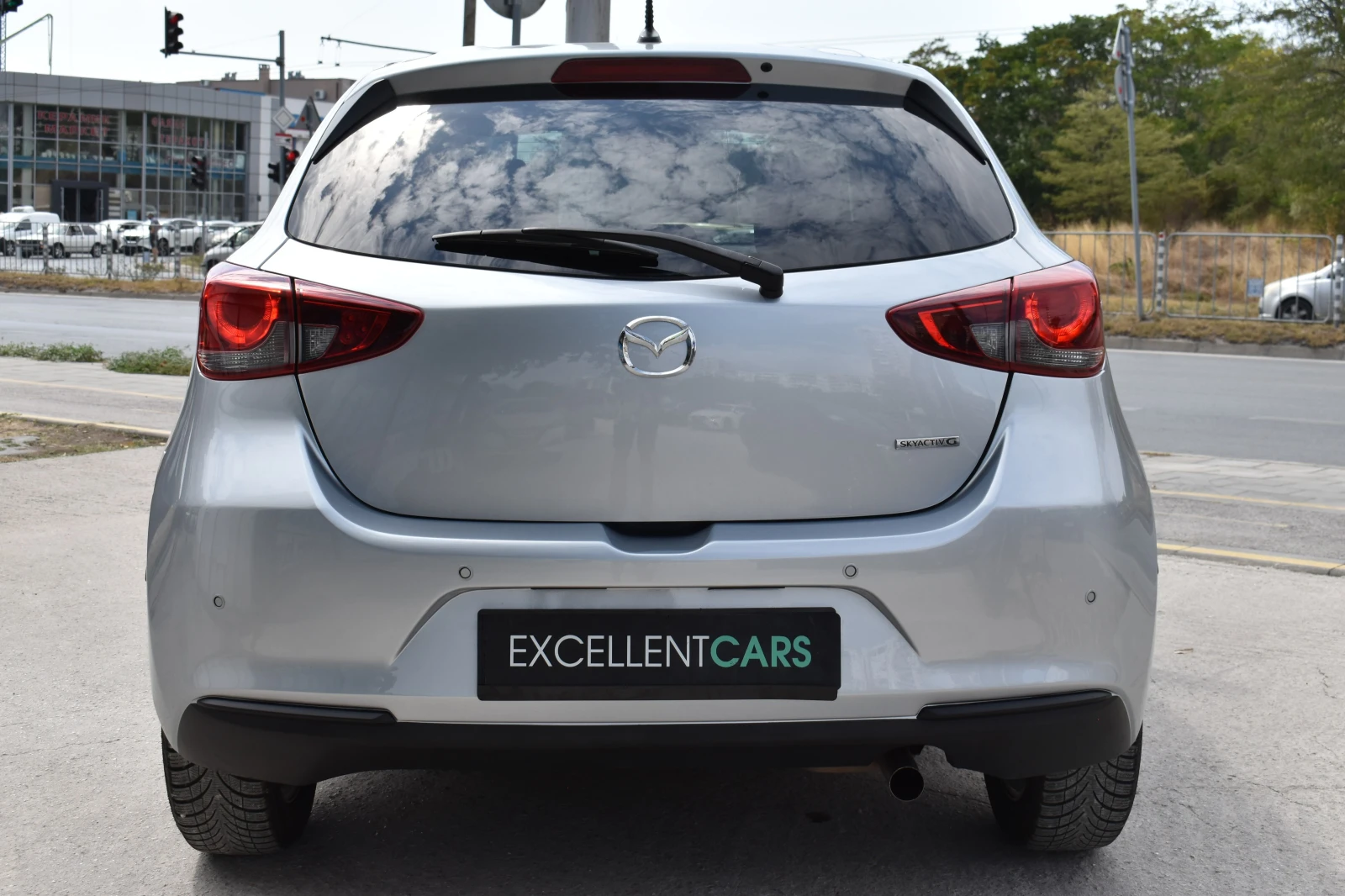 Mazda 2 1.5i* 100H.P* SKYACTIV* 68000KM!!!! - изображение 6