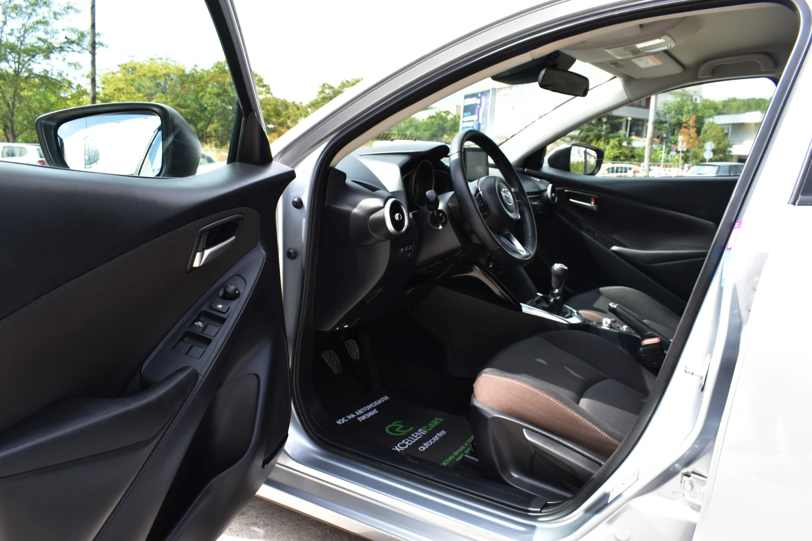 Mazda 2 1.5i* 100H.P* SKYACTIV* 68000KM!!!! - изображение 9