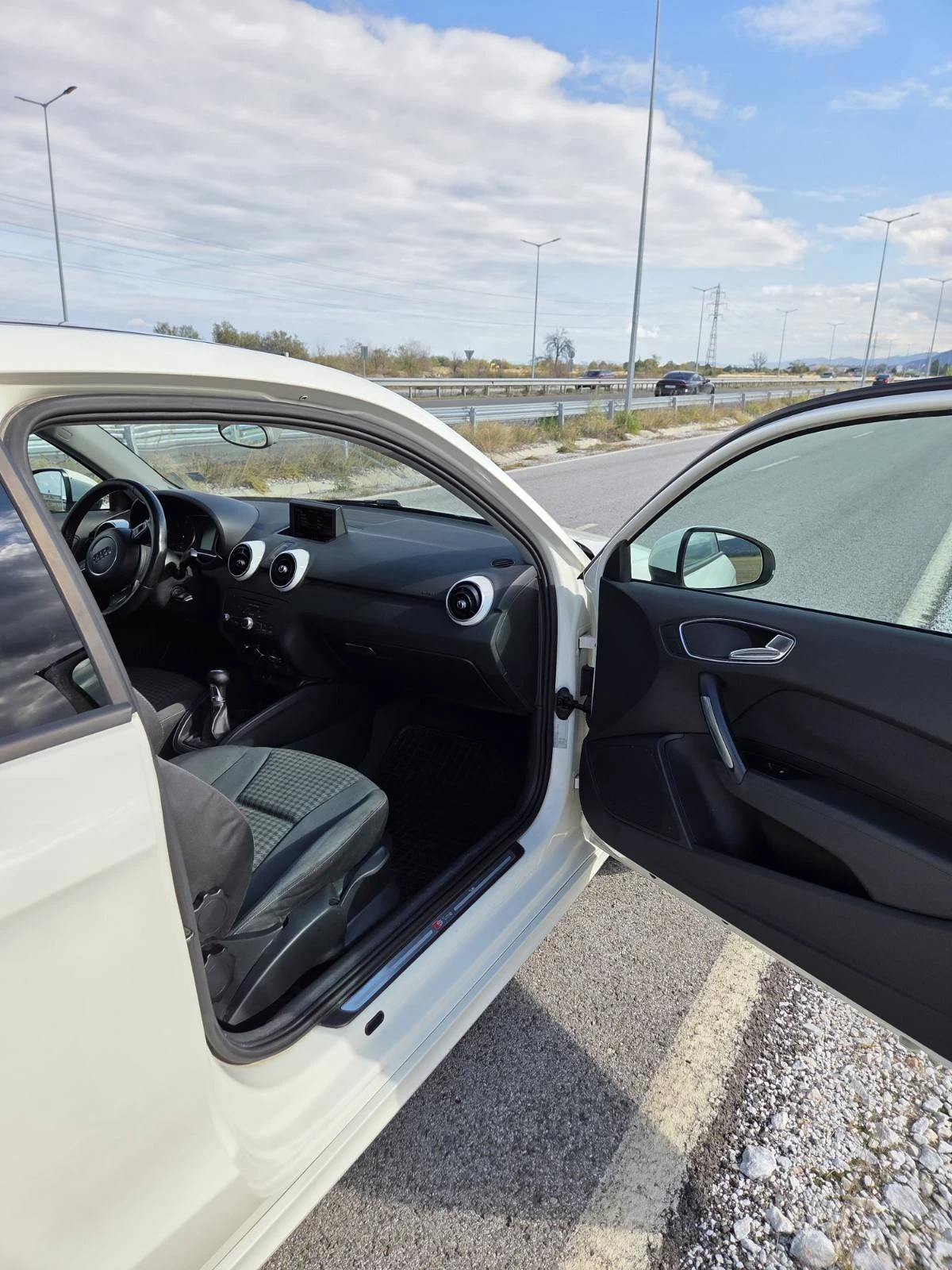 Audi A1 1.6  TDI | Mobile.bg   16