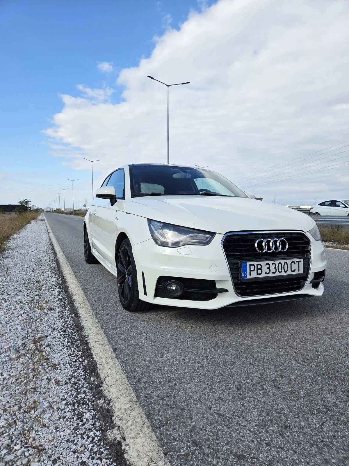 Audi A1 1.6  TDI - изображение 3