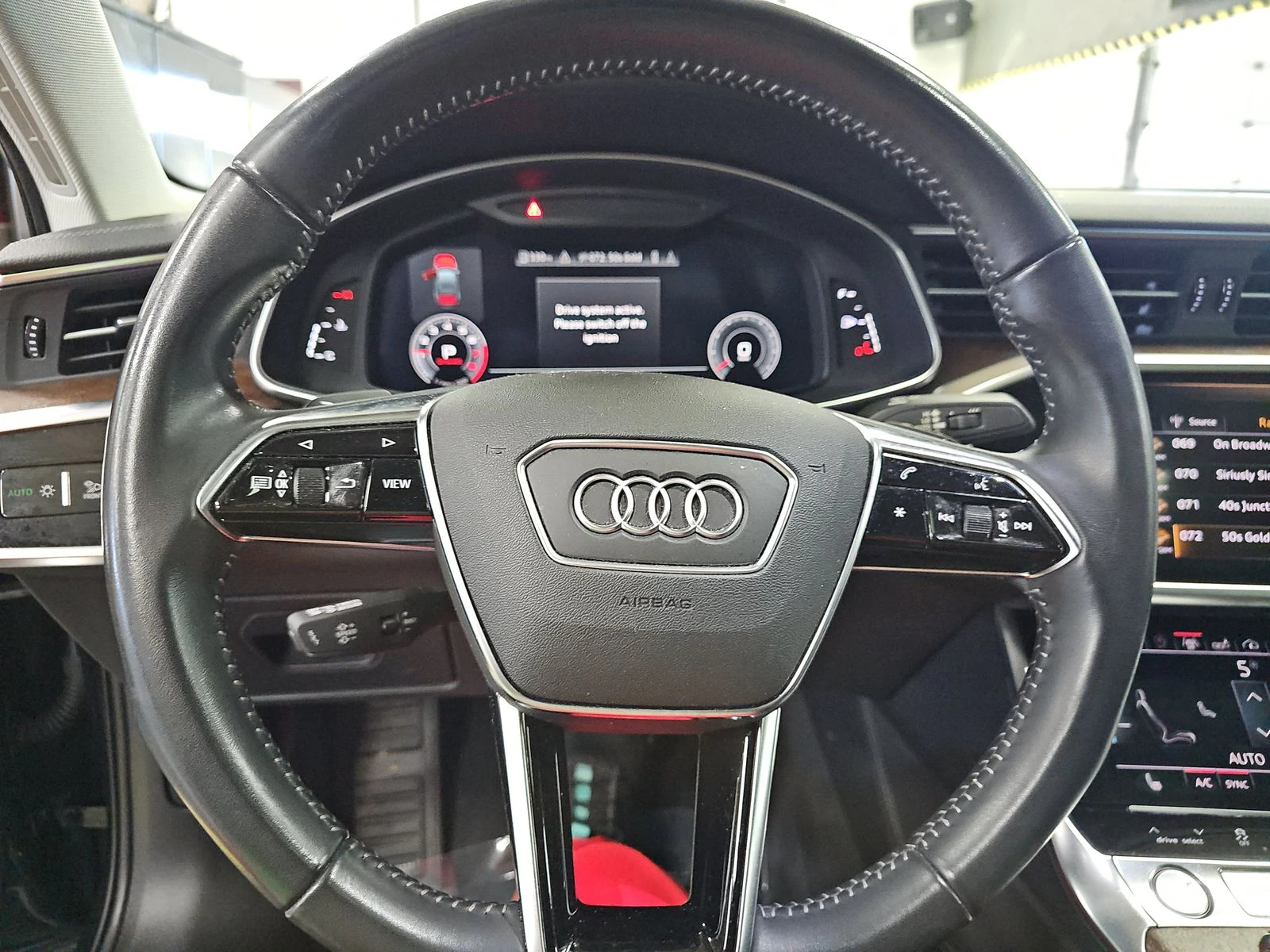Audi A6 3.0T* PREMIUM* ДИГИТАЛНО* ТАБЛО* BANG* OLUFSEN* 36 - изображение 10