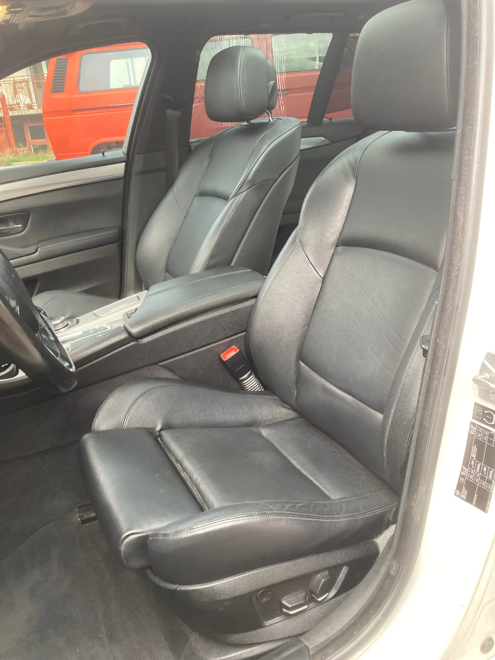 BMW 535 НАПЪЛНО ОБСЛУЖЕН ДВИГАТЕЛ RWD SAT MPACK DPF HEADUP - изображение 10