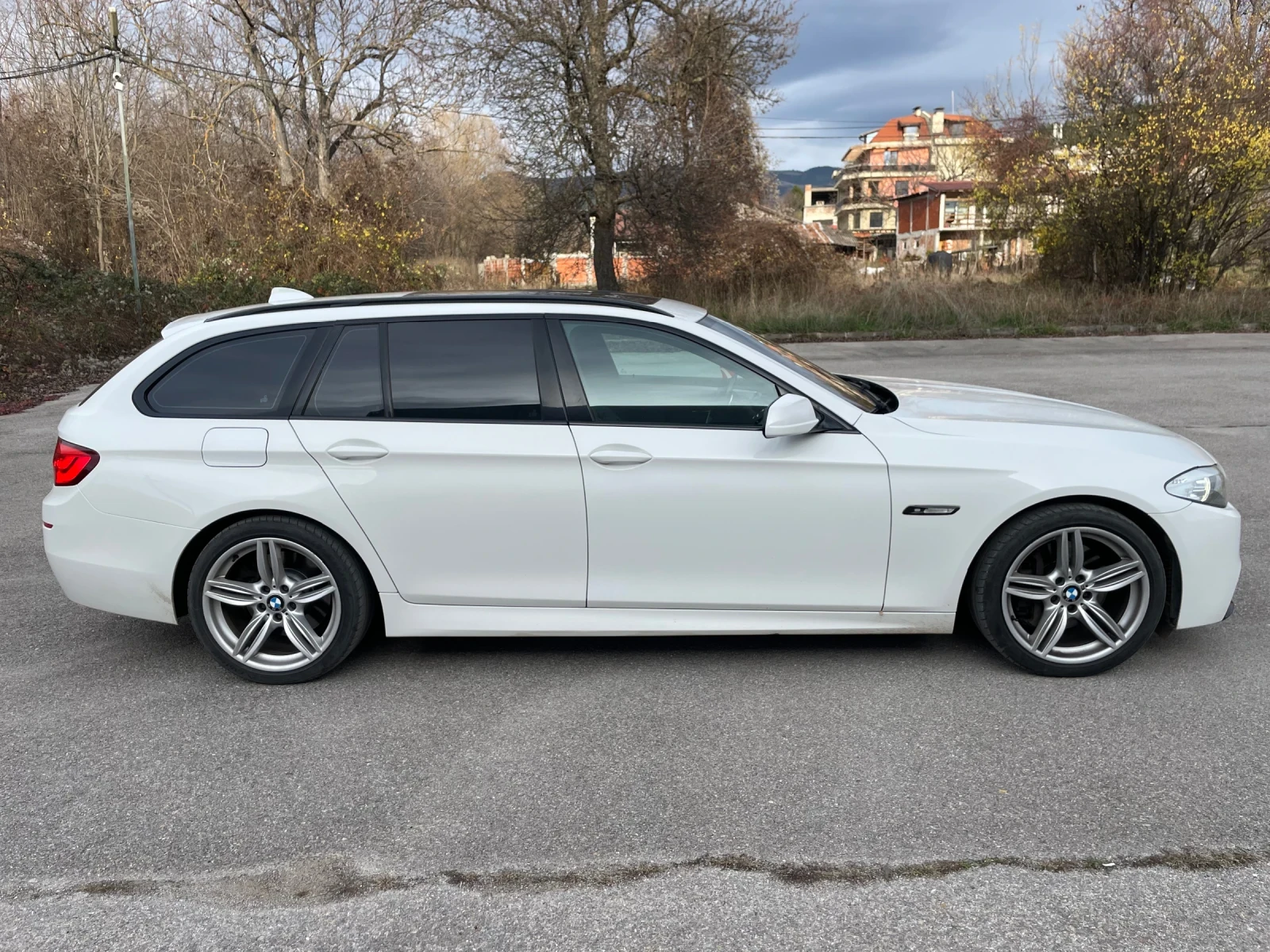 BMW 535 НАПЪЛНО ОБСЛУЖЕН ДВИГАТЕЛ RWD SAT MPACK DPF HEADUP - изображение 6