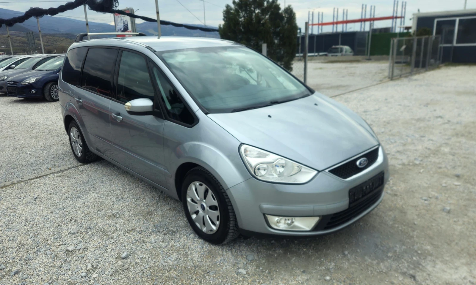 Ford Galaxy 2.0D 7места ТОП състояние, снимка 3 - Автомобили и джипове - 53915467