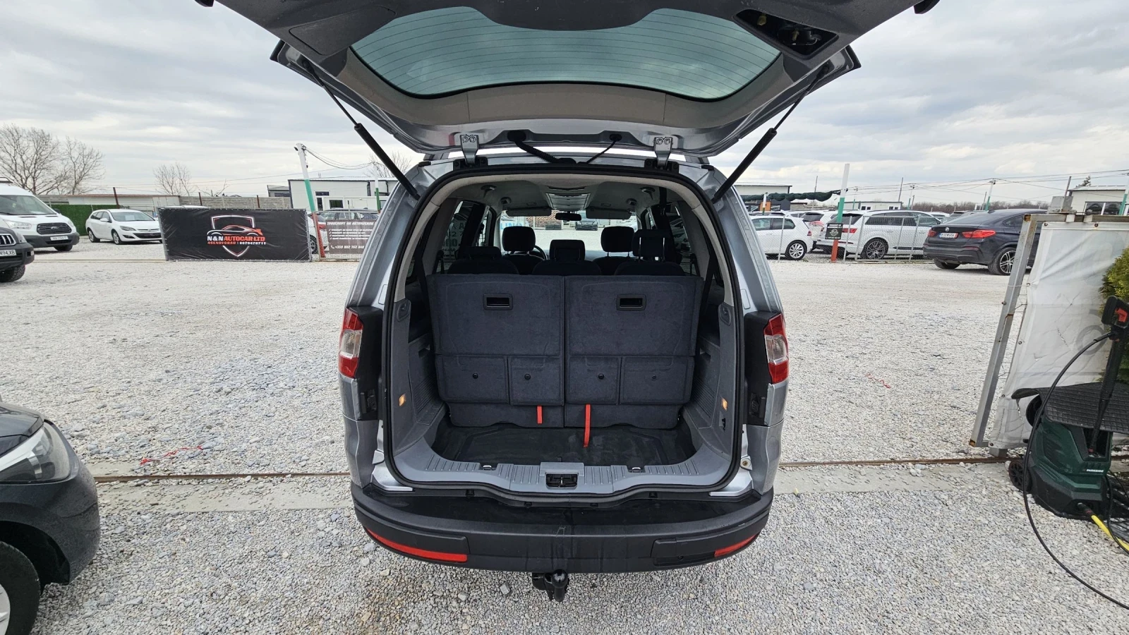 Ford Galaxy 2.0D 7места ТОП състояние, снимка 12 - Автомобили и джипове - 53915467