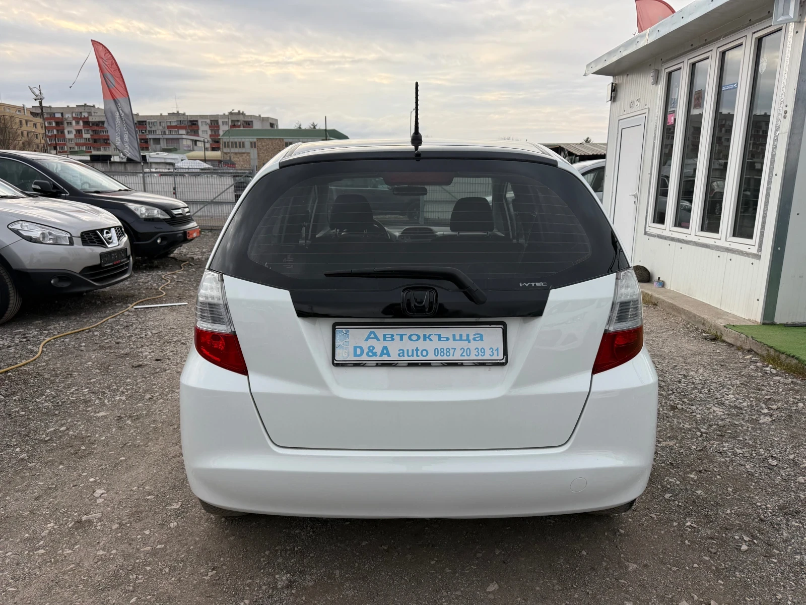 Honda Jazz 1.2i    Facelift , снимка 9 - Автомобили и джипове - 53952628