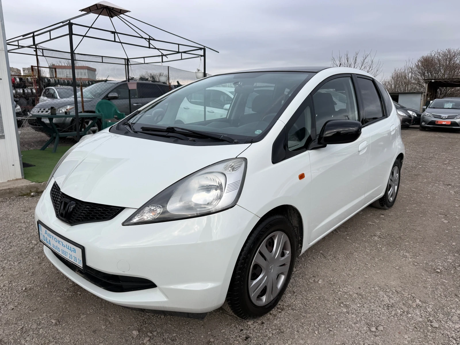 Honda Jazz 1.2i    Facelift , снимка 2 - Автомобили и джипове - 53952628
