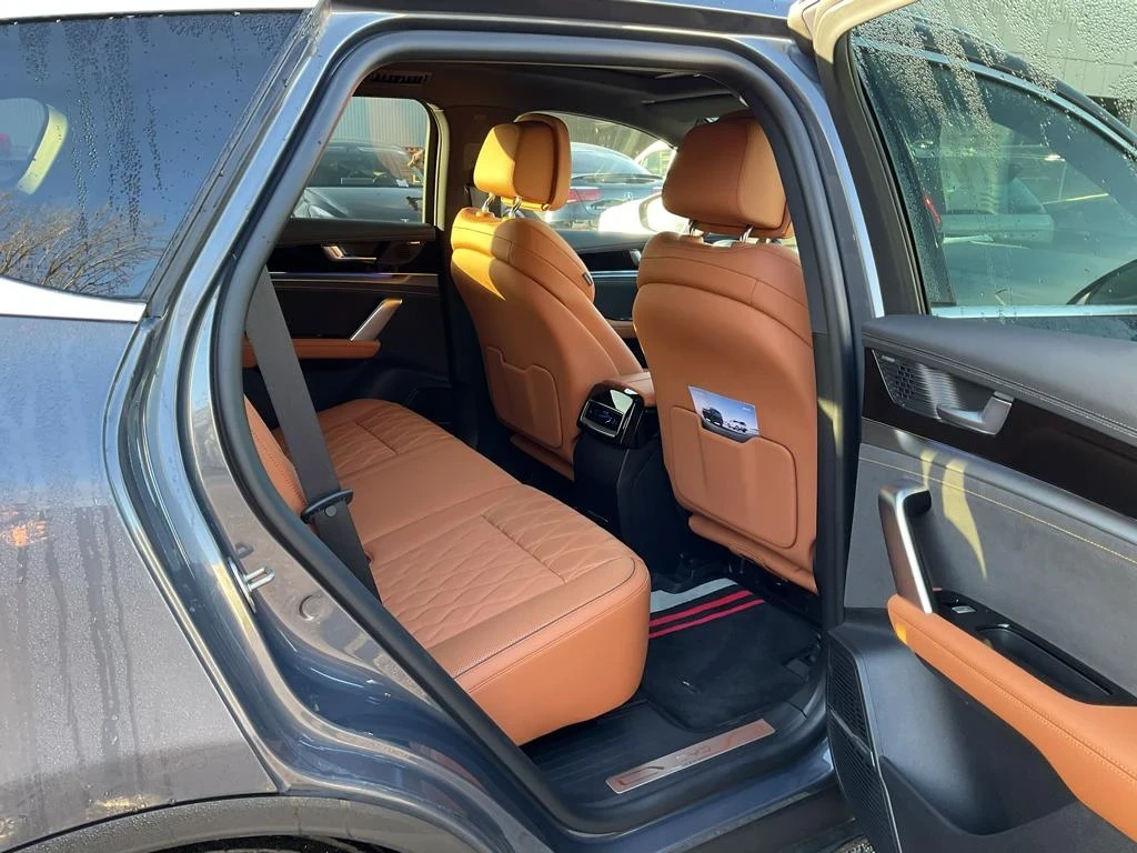 BYD Tang, снимка 11 - Автомобили и джипове - 54087781