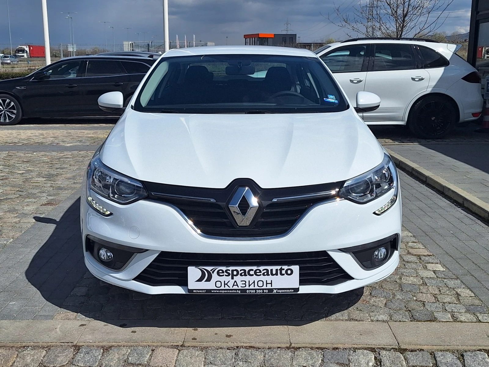Renault Megane 1.3Tce/115к.с., снимка 2 - Автомобили и джипове - 54148193