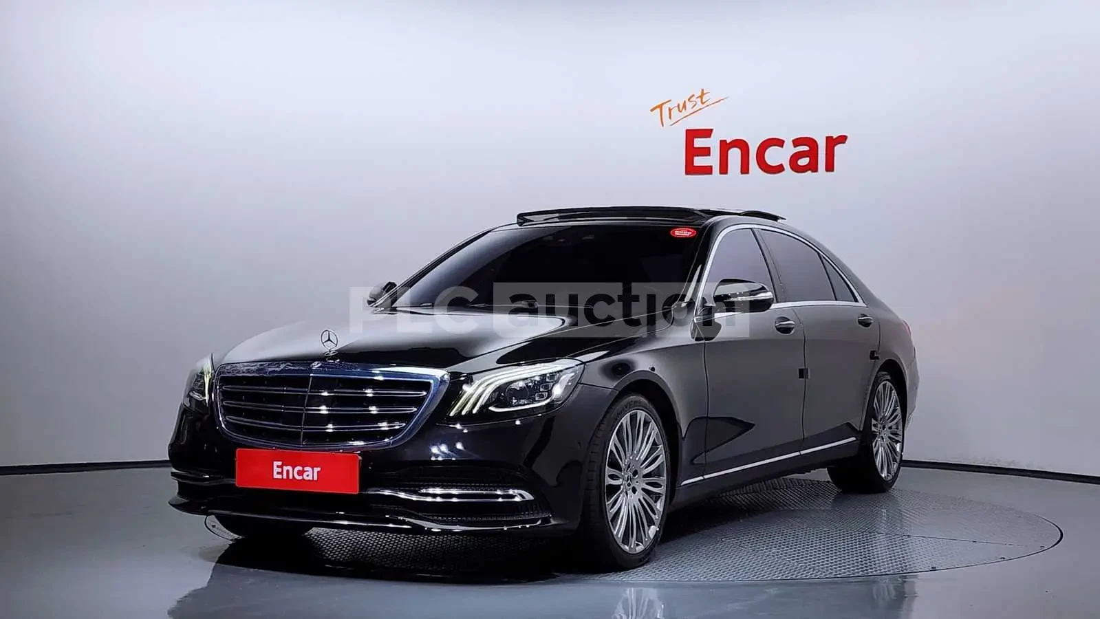 Mercedes-Benz S 560 4MATIC* DISTRONIC* BURMESTER* ОБДУХВАНЕ* , снимка 4 - Автомобили и джипове - 54567266