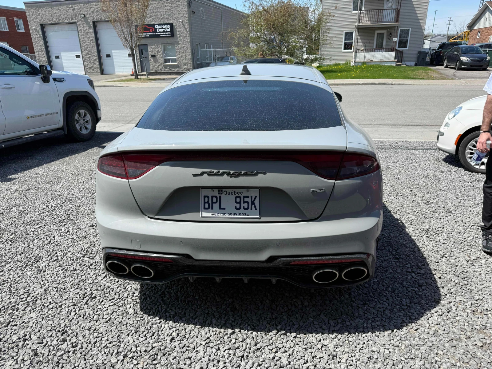 Kia Stinger * * CARFAX * * АВТО КРЕДИТ * * Цена до БГ * * , снимка 5 - Автомобили и джипове - 54577630