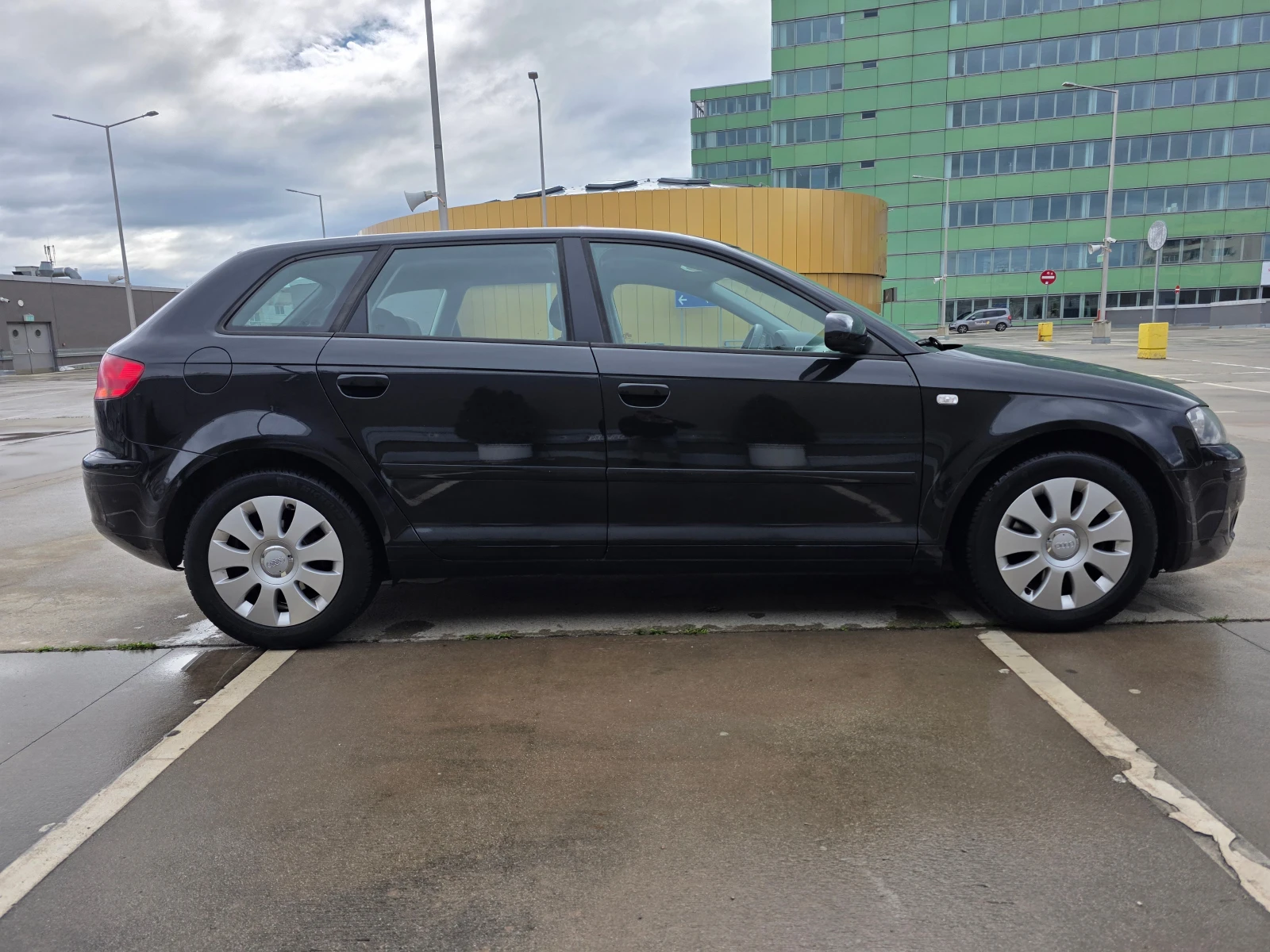 Audi A3 Sportback-2.0 TDI-16V-140hp., снимка 4 - Автомобили и джипове - 54600534