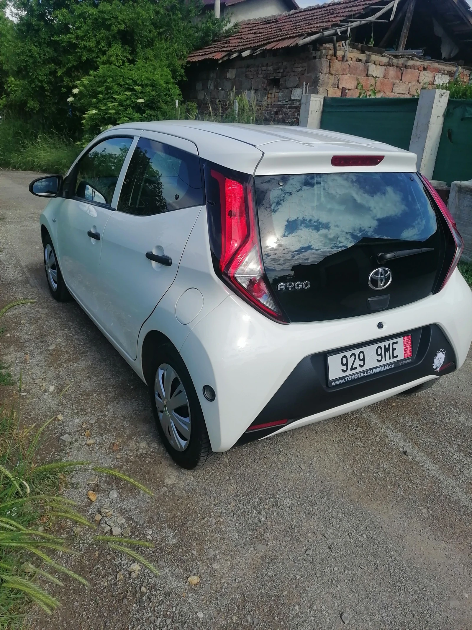 Toyota Aygo, снимка 6 - Автомобили и джипове - 54766834