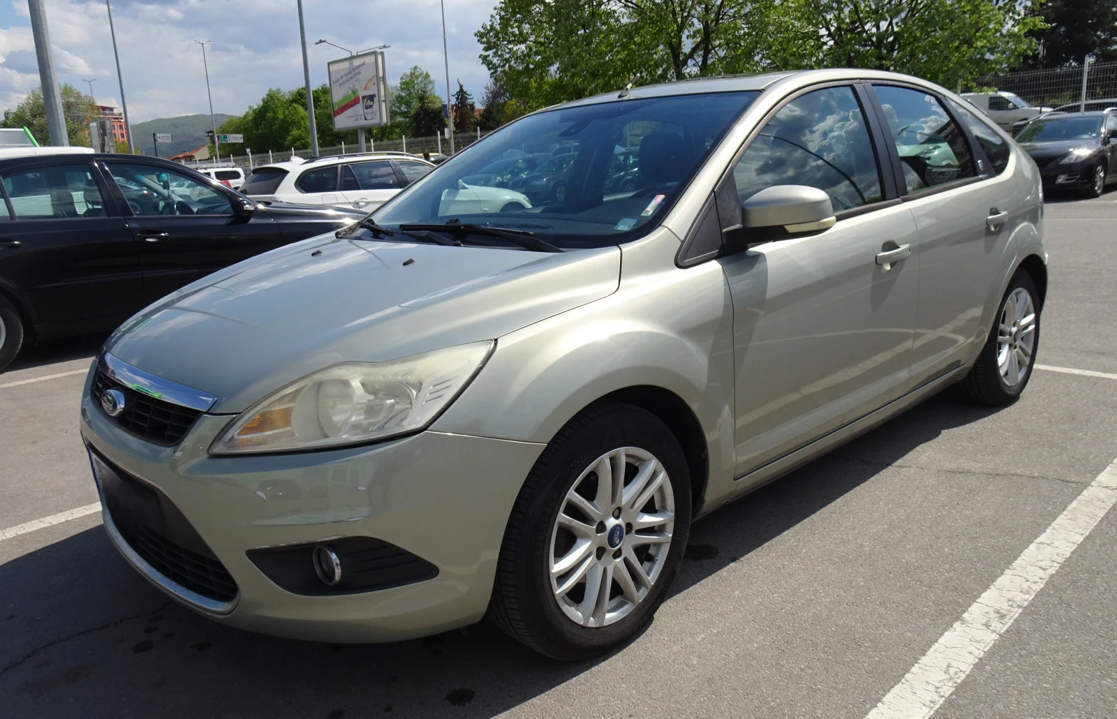 Ford Focus 1.6 Ghia, снимка 9 - Автомобили и джипове - 54778507