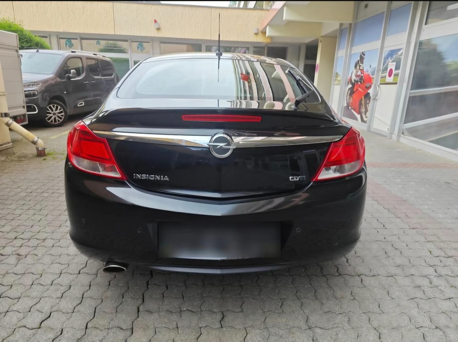 Opel Insignia 2.0 CDTi, снимка 5 - Автомобили и джипове - 55063237