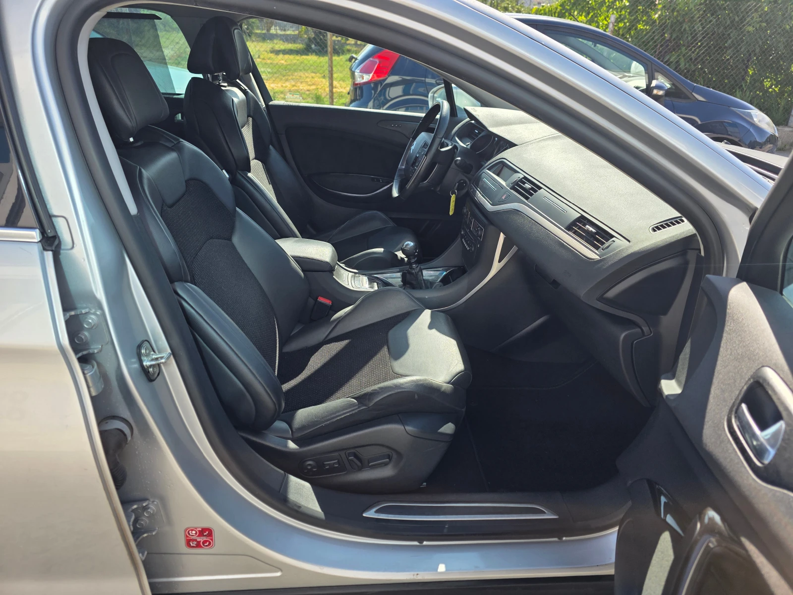 Citroen C5 2.0HDI 84000km!!!, снимка 9 - Автомобили и джипове - 55298688