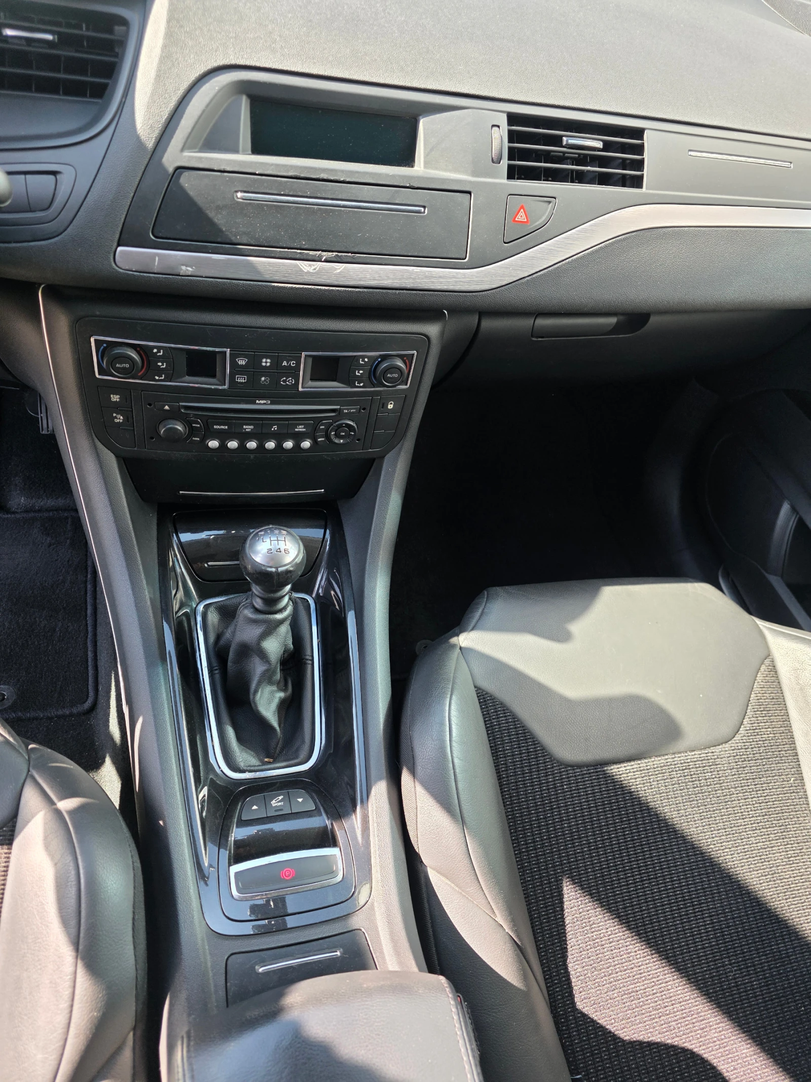 Citroen C5 2.0HDI 84000km!!!, снимка 14 - Автомобили и джипове - 55298688