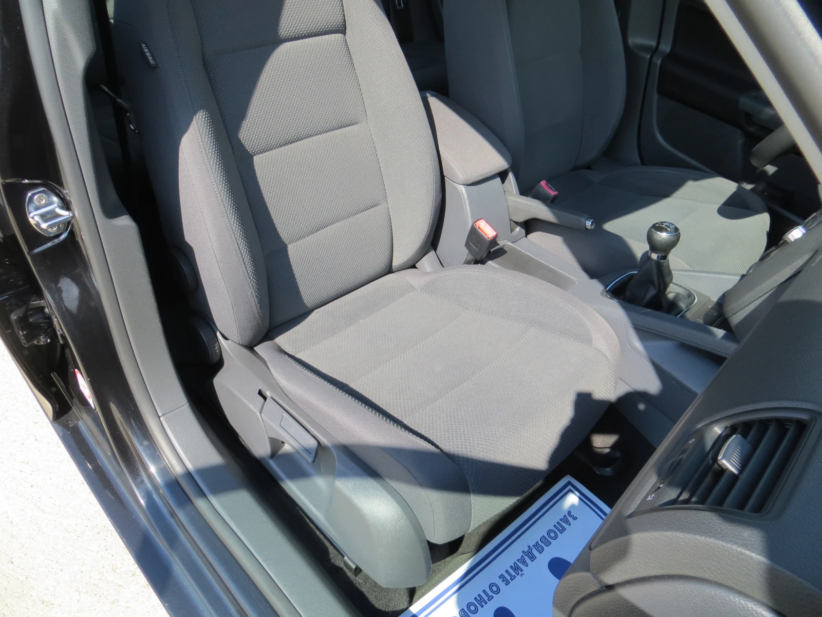 VW Golf 2.0TDI , снимка 15 - Автомобили и джипове - 55836507