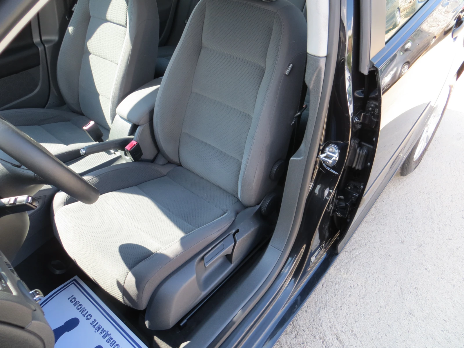 VW Golf 2.0TDI , снимка 9 - Автомобили и джипове - 55836507