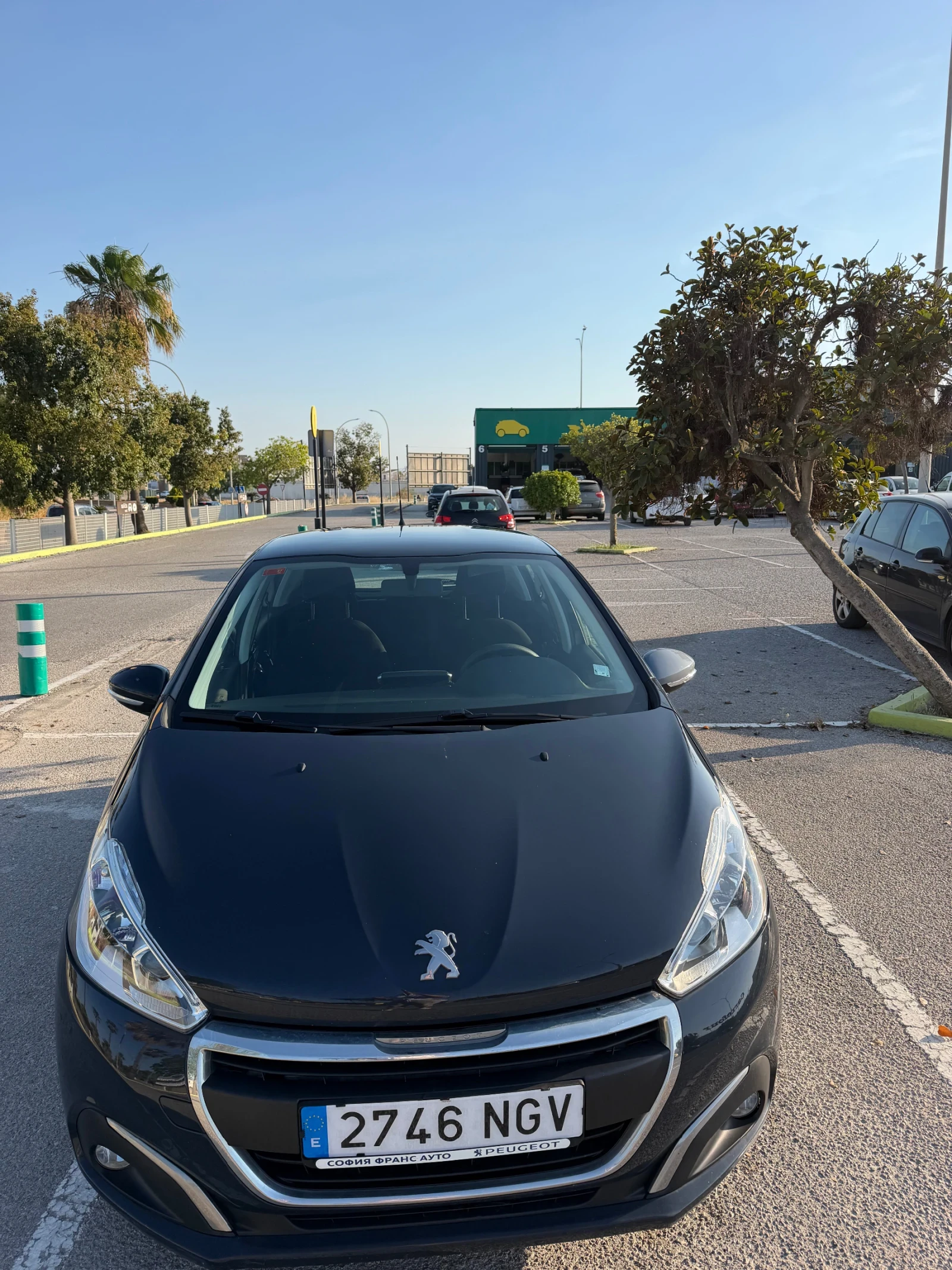 Peugeot 208, снимка 2 - Автомобили и джипове - 55836502