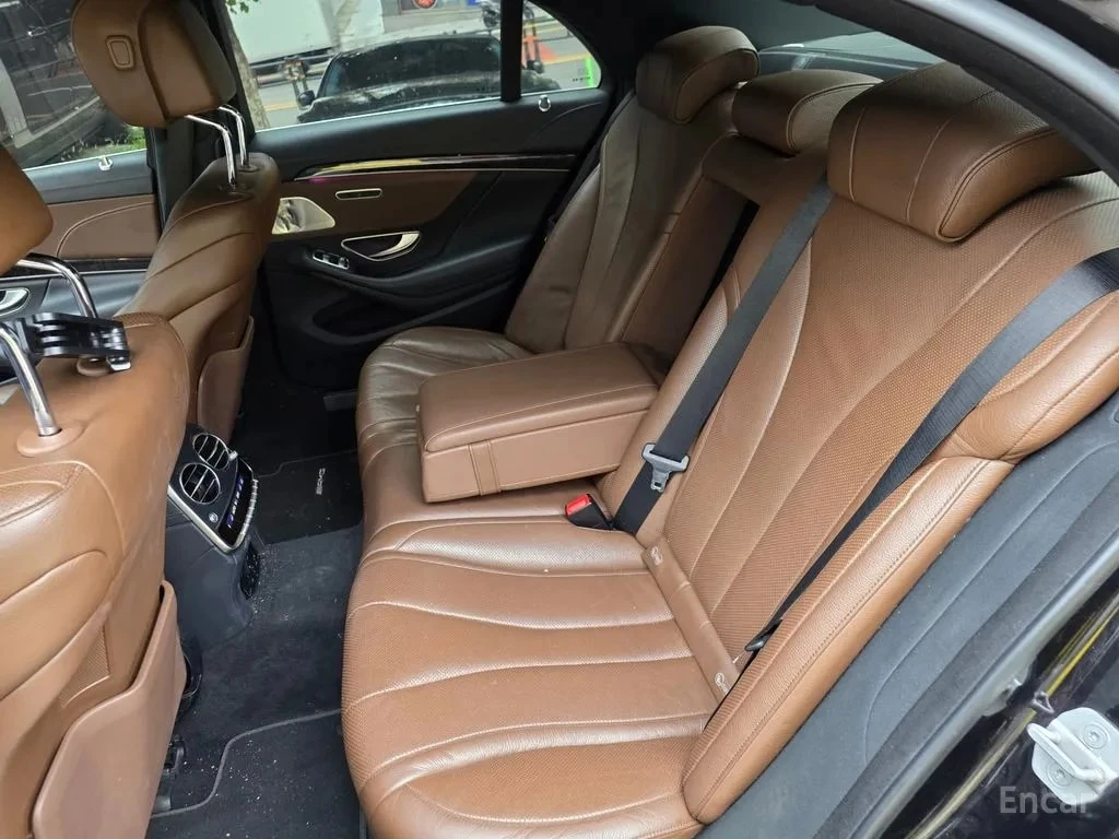 Mercedes-Benz S 350 d 4MATIC /МАСАЖИ/ОБДУХ/360/ХЕДЪП/ВЪЗДУХ/, снимка 16 - Автомобили и джипове - 56145329