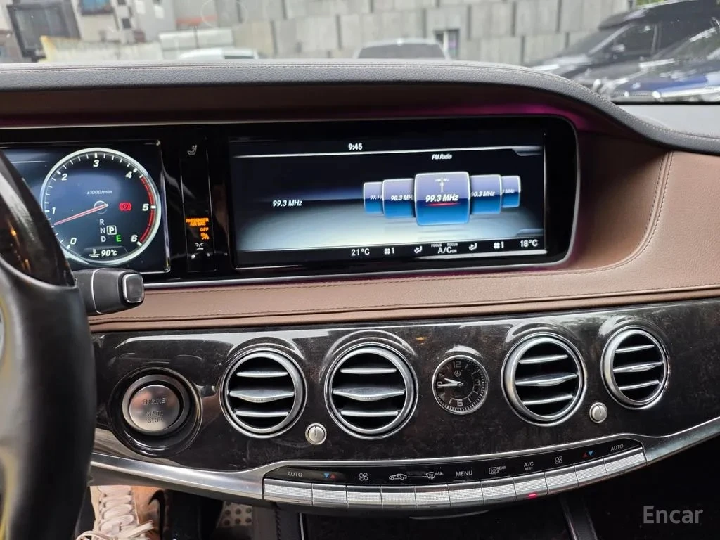 Mercedes-Benz S 350 d 4MATIC /МАСАЖИ/ОБДУХ/360/ХЕДЪП/ВЪЗДУХ/, снимка 10 - Автомобили и джипове - 56145329