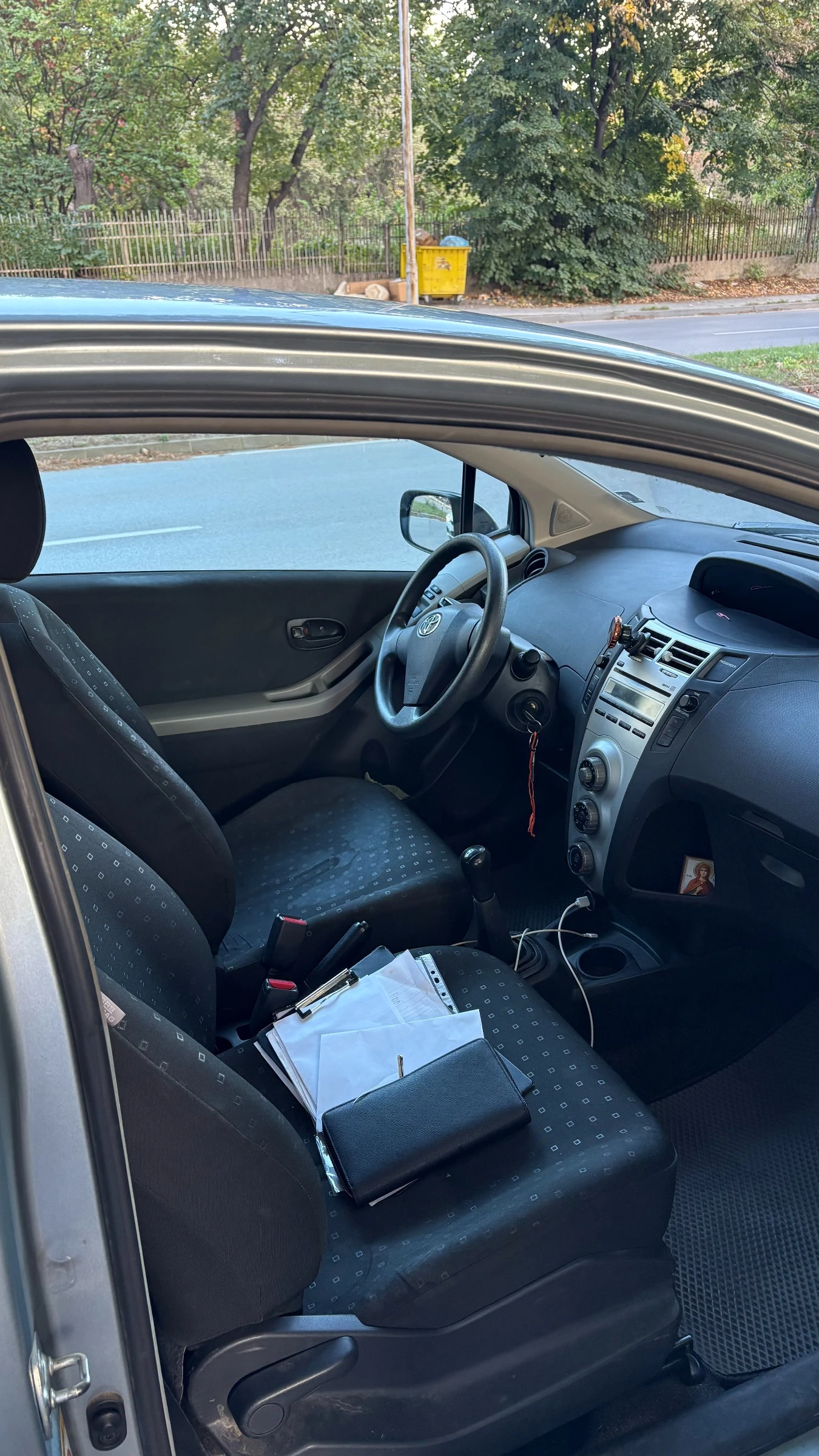 Toyota Yaris, снимка 5 - Автомобили и джипове - 56457924